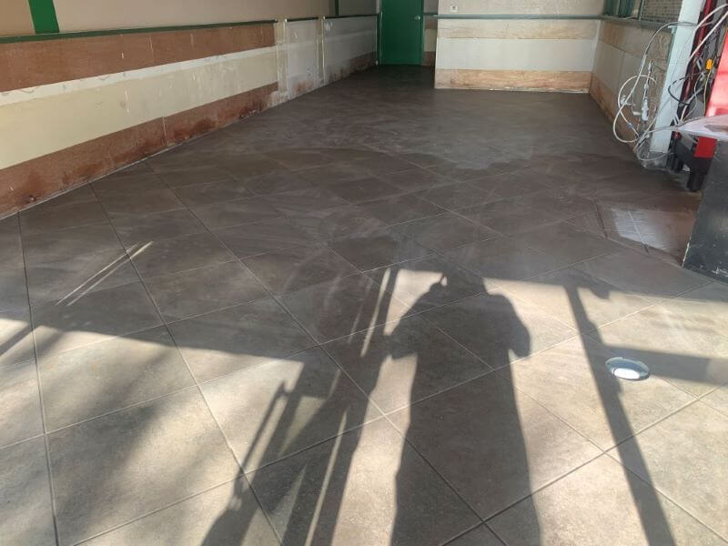 Wingstop Elk Grove dining room floor tile.